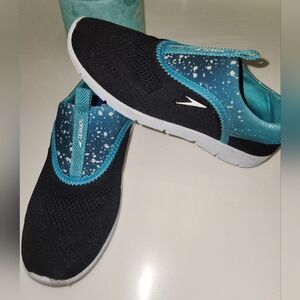 Speedo Juniors Girls Black Aqua Skimmer water shoes M 2-3
